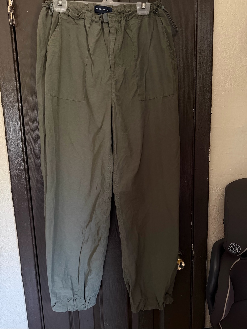 Aeropostale Olive Cargo Jogger Pants